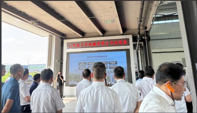 欣格瑞在全市科技創新重點工作現場推進會上作典型發言